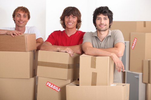 Local moving truck service for home and business moves in Harringay