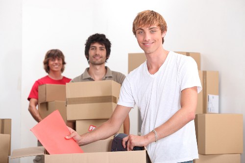 Flexible man and van support for residential and commercial moves in Harringay